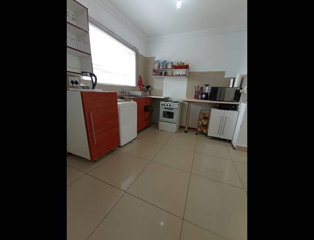 3 BEDROOM HOUSE FOR SALE IN ROSSLYN
